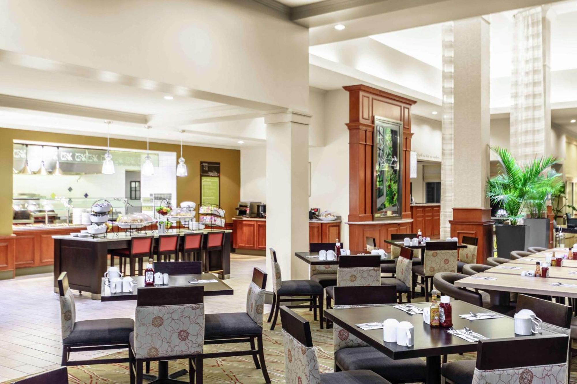 Hilton Garden Inn Independence Buitenkant foto