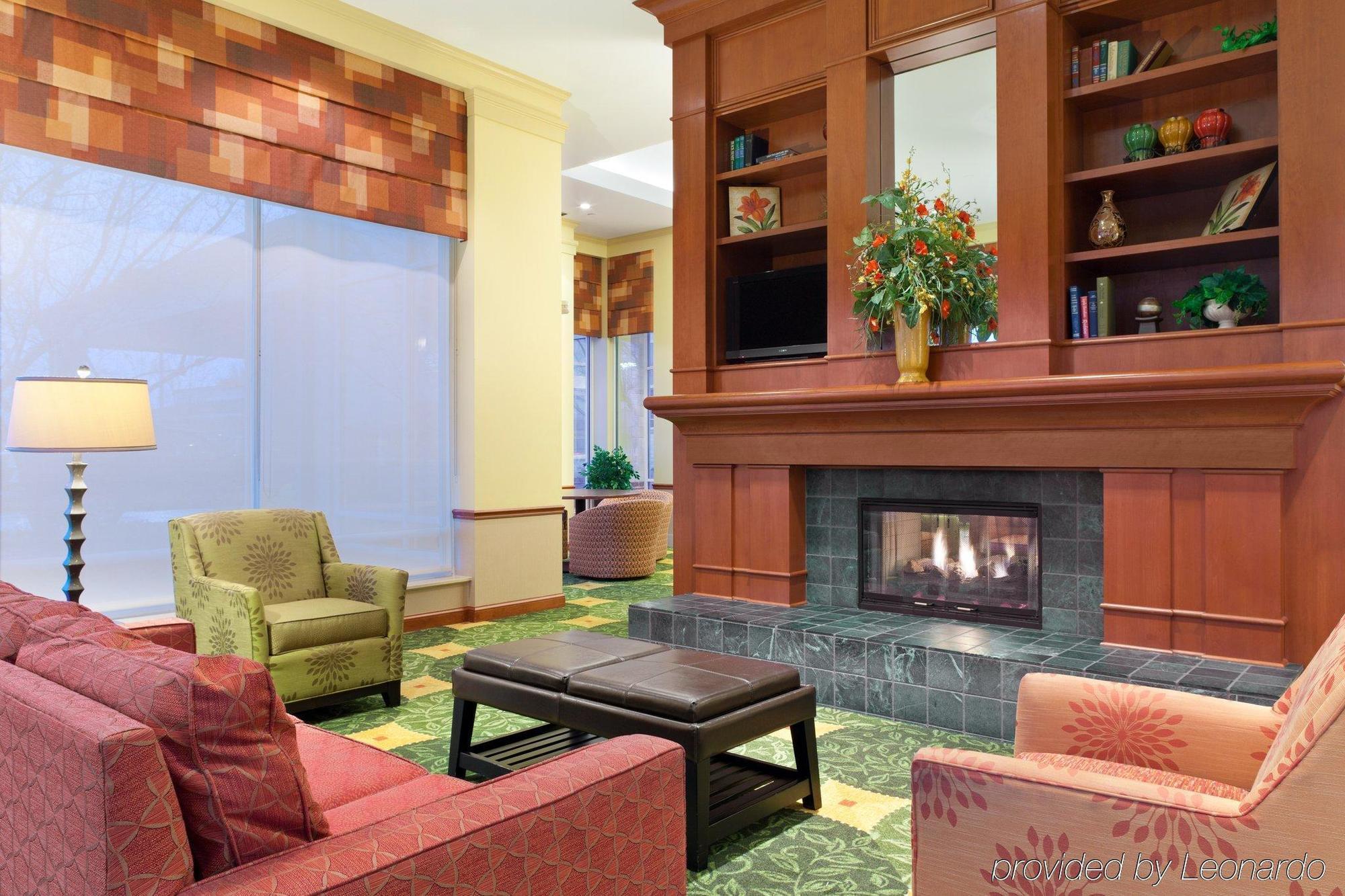Hilton Garden Inn Independence Interieur foto